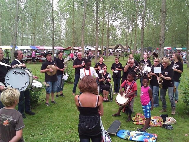 Kerkwerve palingroken_2- 2011 640 x 480